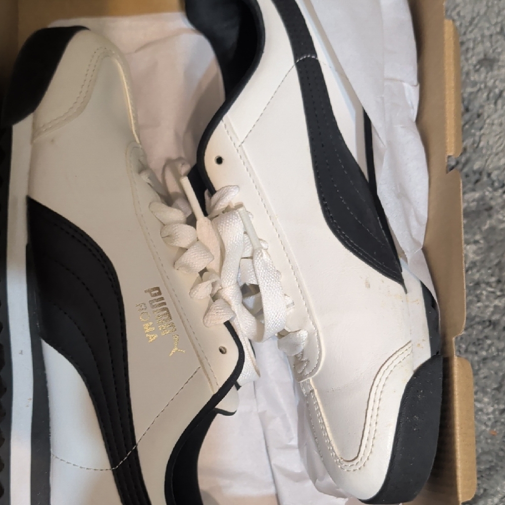 Puma Men's Classic White and Black Sneakers